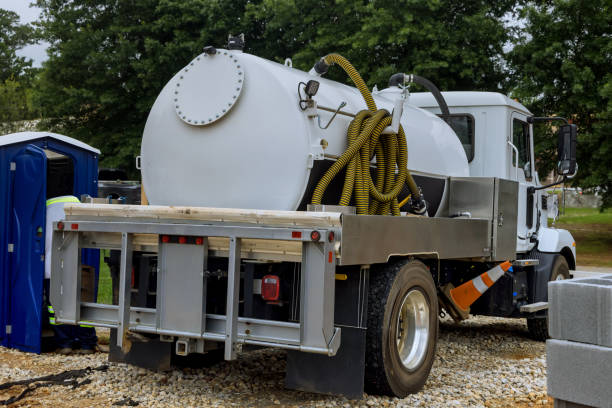 Affordable portable toilet rental in Tonka Bay, MN
